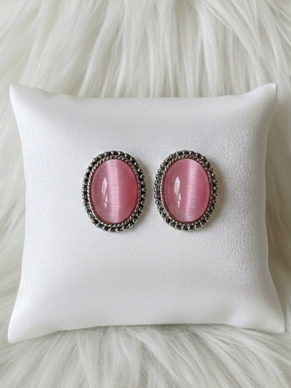 Vintage Pink Cats Eye Stud Earrings Silver Tone Oval Cabochon Retro Statement - Picture 5 of 5